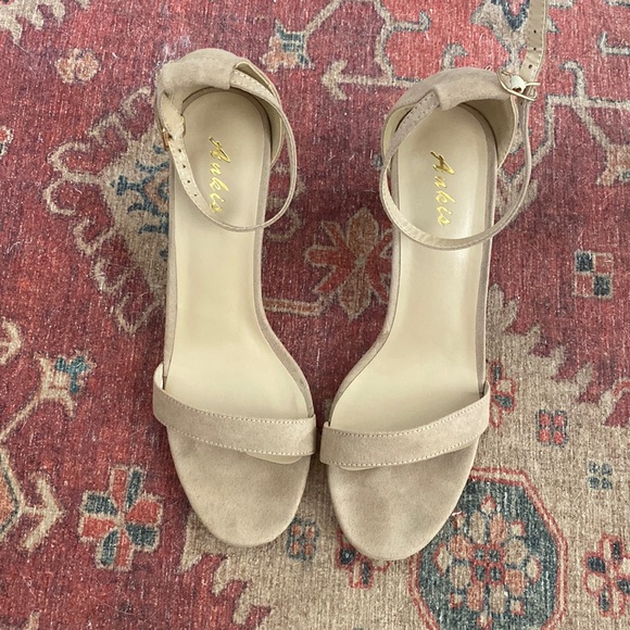 Nude heeled sandals - Picture 4 of 7